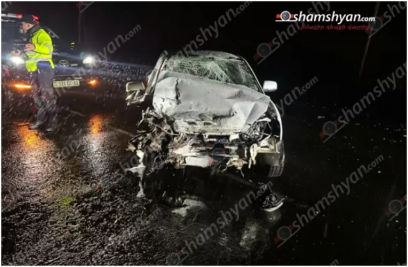 Ծովագյուղ-Շորժա-Վարդենիս ավտոճանապարհի խաչմերուկում բшխվել են «Lada Priora»-ն և «Ford Transit»-ը․ կա վիրավnր